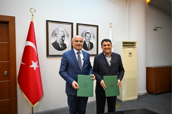 Yazıhan’a yapılacak sosyal tesis ve taziye evi için protokol için imzalar atıldı