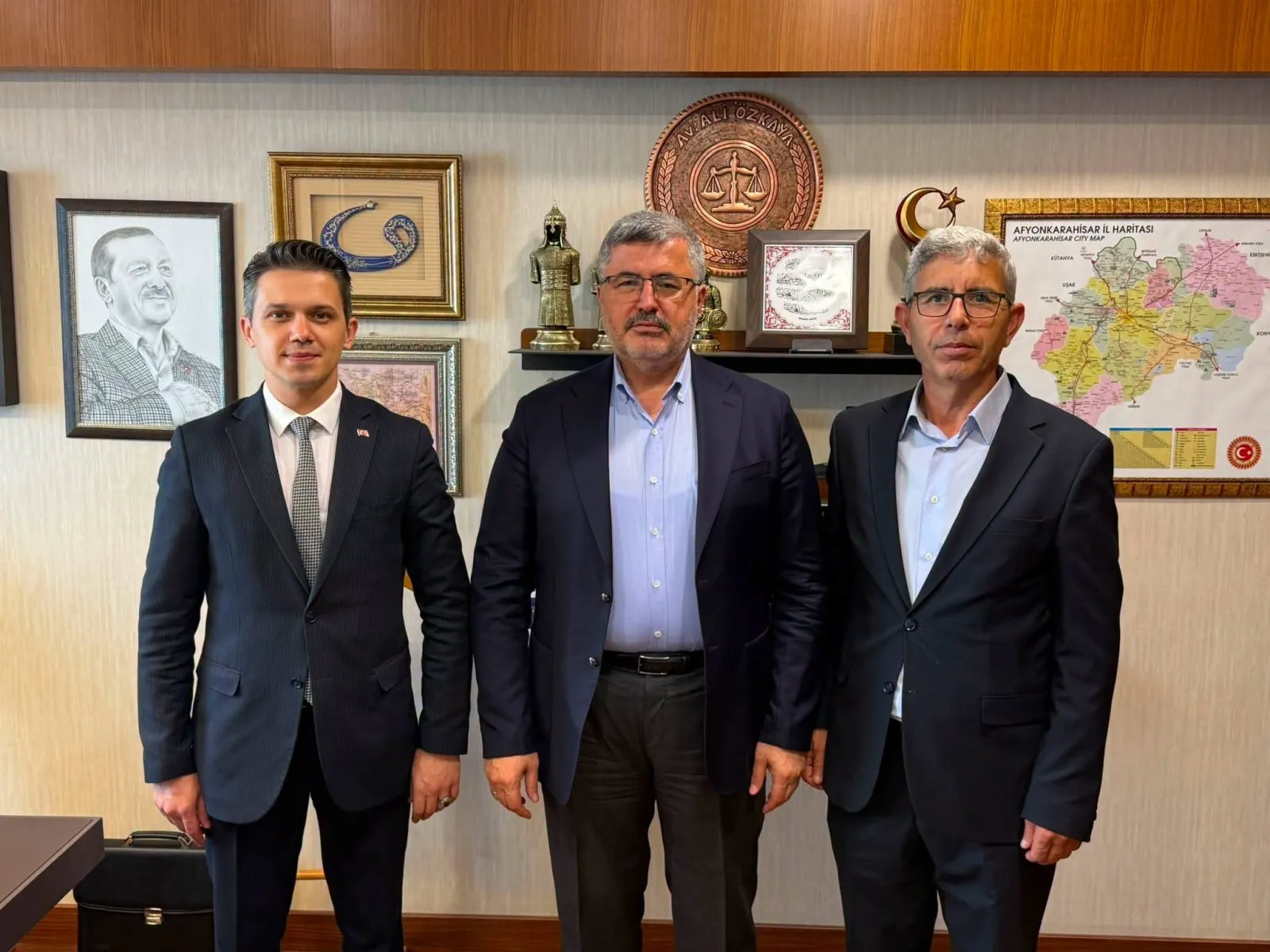Başkan Çiçek, Özkaya İle TBMM’de Görüştü