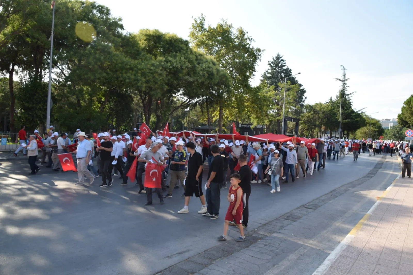 MISIRLIOĞLU: KURULAN TUZAKLARI HEP BİRLİKTE BOZACAĞIZ