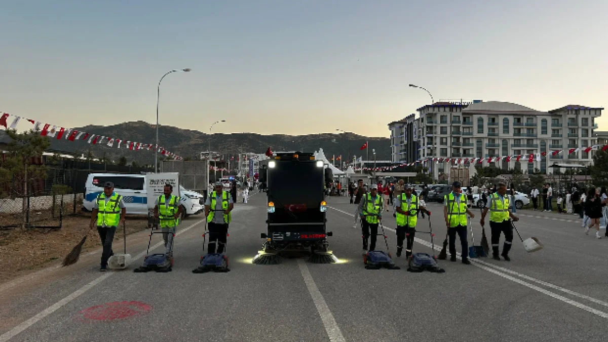 Motofest Alanında Şaşırtan Görüntü! Temizlikte Teknoloji Dönemi Başladı