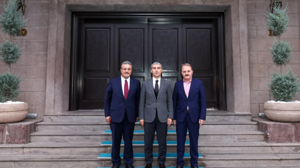 Vali Dr. Naci Aktaş, Bakan Yardımcıları Ertem ve Özçelik ile SGK Başkanı Elitaş’ı Ağırladı